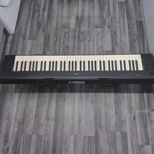 Yamaha Piaggero NP-31 Digital Piano Keyboard 76-Key Black