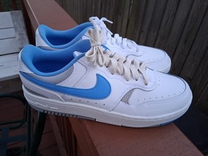 WOMENS NIKE GAMMA FORCE WHITE UNIVERSITY BLUE SNEAKER SHOES SZ 9.5   DX9176-108