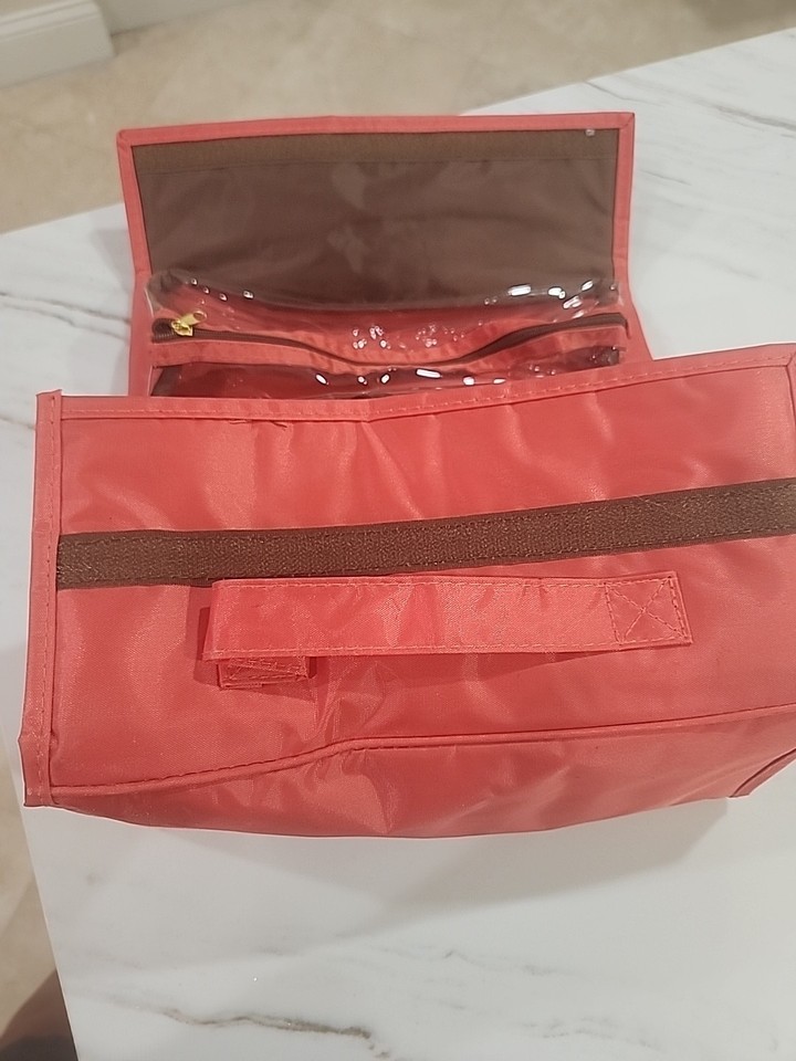 2 étuis organisateurs roll-up Joy Mangano Better Beauty motif
