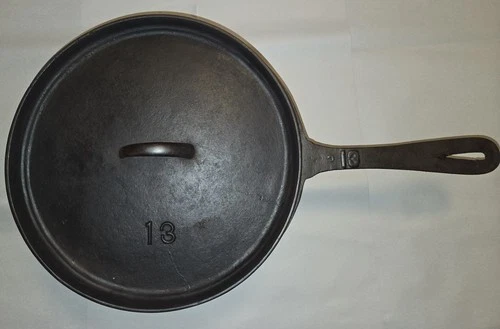 Vintage Lodge #13 Spider Pan / Skillet Camping Dutch Oven Cast Iron