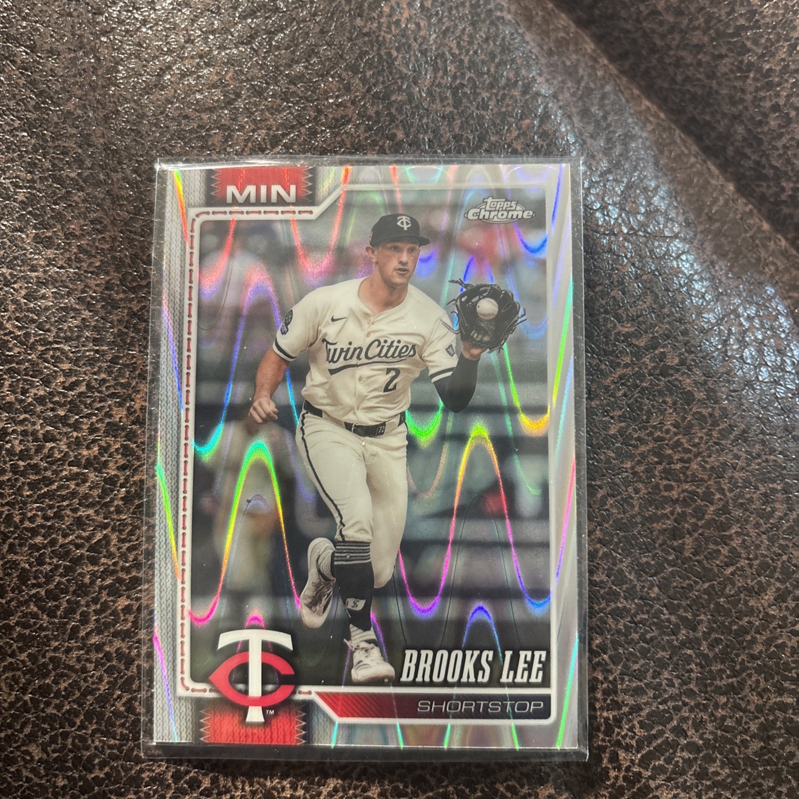 2026 Topps Chrome Raywave Refractor Brooks Lee #179 Twins