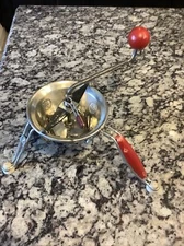 vintage brevete Portable food mill 6 inch