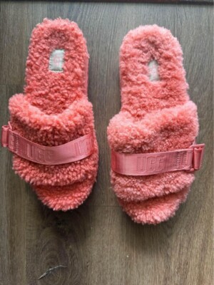 NEW PINK UGG WOMEN'S FLAFFITA SIZE 8