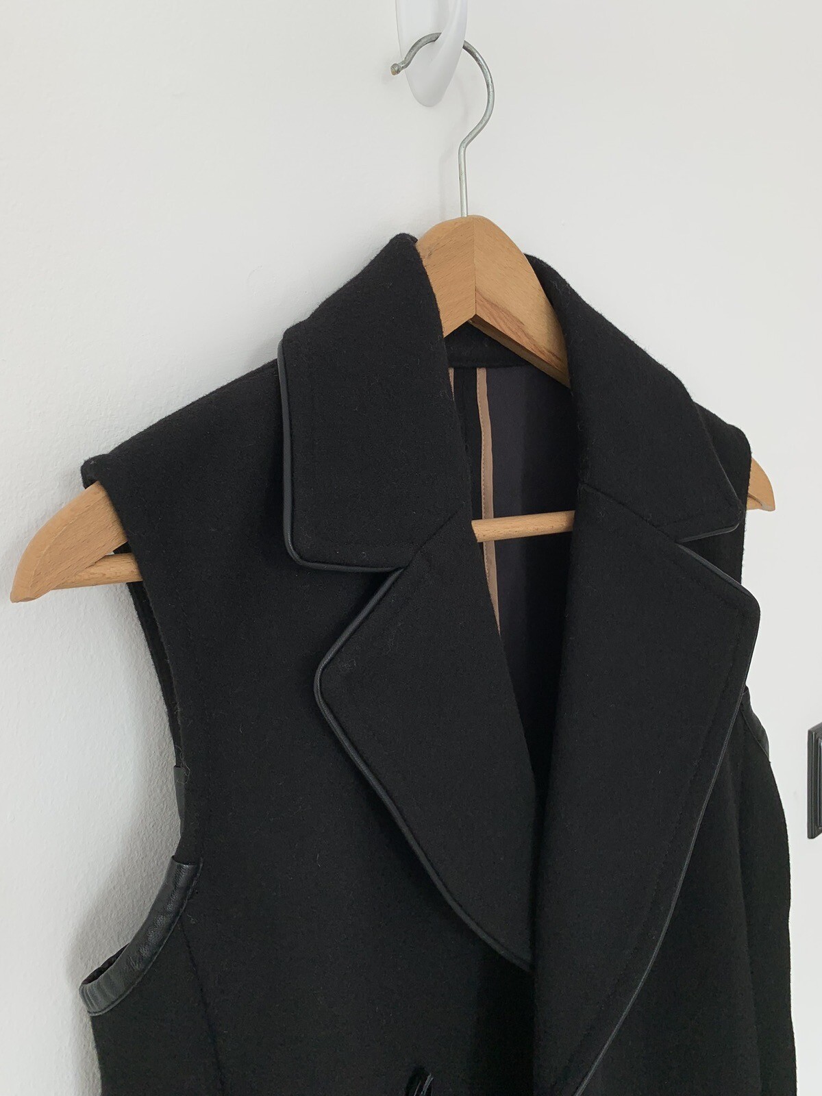 Armani Exchange Wool Blend Sleeveless Gilet Waistcoat Vest Size Small 8-10 image 2