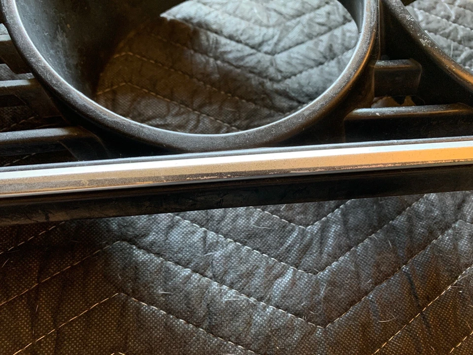 1983-89 BMW E24 левая решетка водителя 630csi 633csi M6 635csi - #51131838751 - Изображение 4 из 4