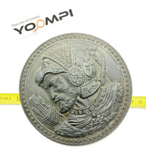 Ancien objet plaque fer chevalier médiéval étrange déco vintage knight object