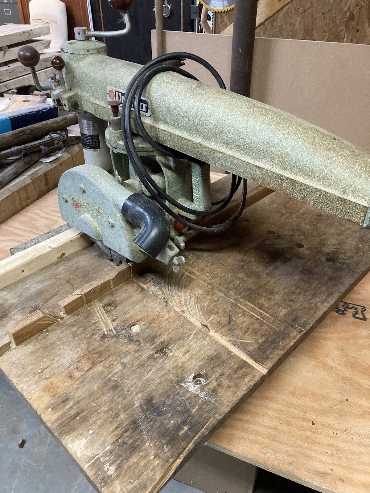 Dewalt sliding radial arm saw mbf 251 barn find vintage