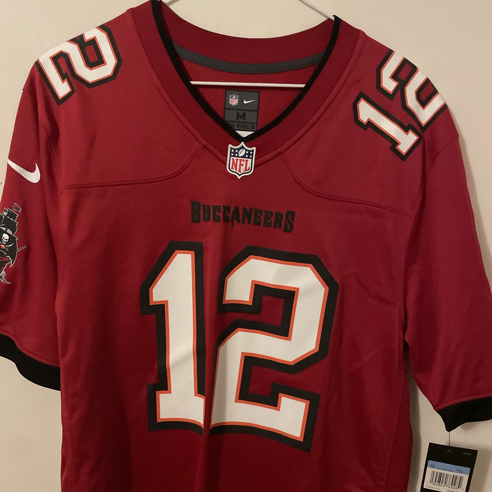 NWT Nike Vapor Limited Tampa Bay Buccaneers Tom Brady Jersey Sz Medium Red Black thumbnail 2