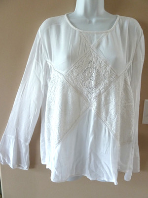 BASS Sz Med. Gauzy Flare Sleeve Crocheted Lace Summer Boho Romantic Blouse