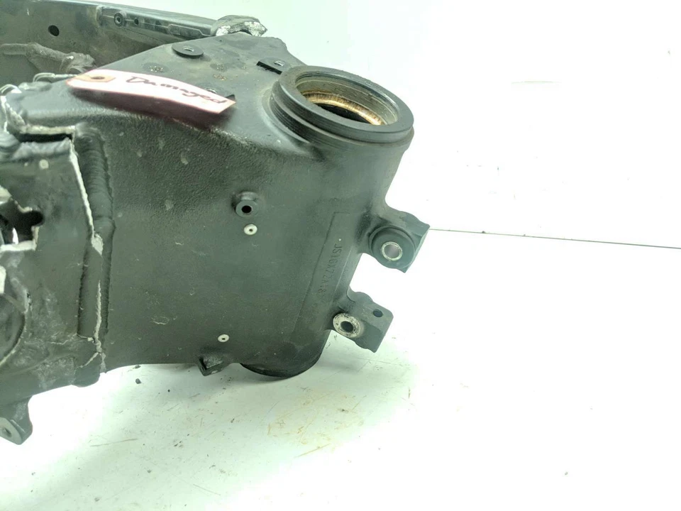 08 18 Suzuki Hayabusa GSX1300R Main Frame Chassis CRACKED SLVG - Image 4 of 4