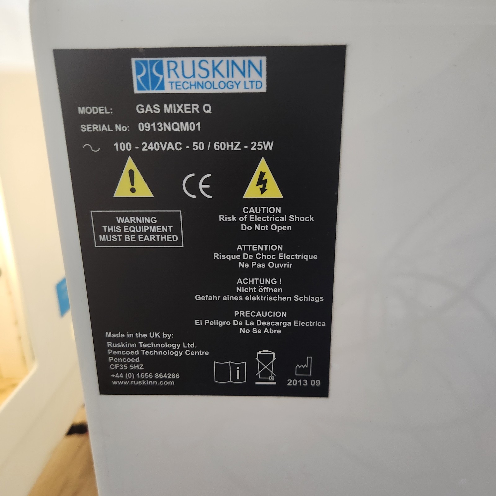 Ruskinn Invivo2 300 Hypoxia Workstation With Ruskin Gas Mixer Q