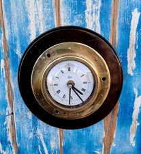 Orologio Barigo Con In Oblò Ottone Su Base In Mogano Vintage Funzionante 