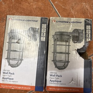 Lithonia VW1501 Vapor Tight Wall Mount Light – 150W – Wet Location Rated – 2X