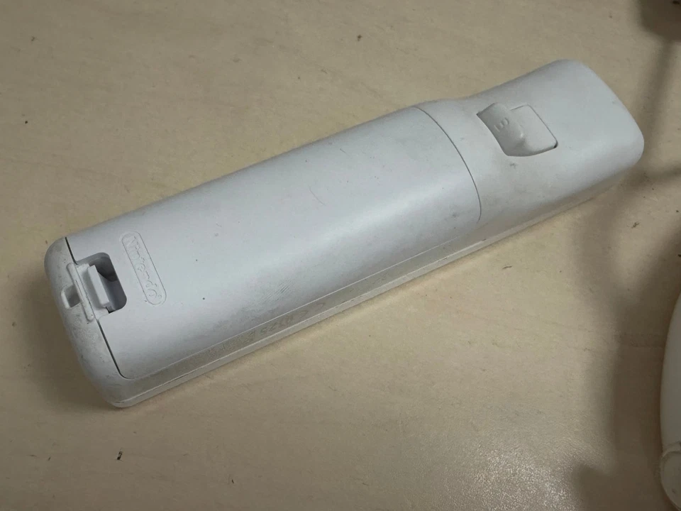 Nintendo Wii Remote Controller and Nunchuk White Motion Plus Tested - Image 3 of 4
