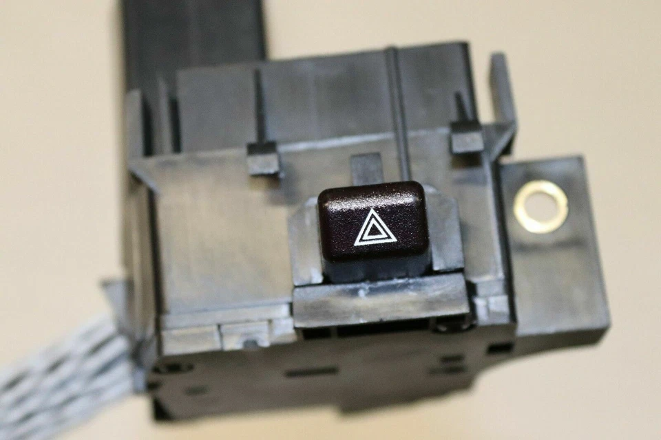 Standard Motor Products CBS-1048 Dimmer Switch - Image 4 of 4