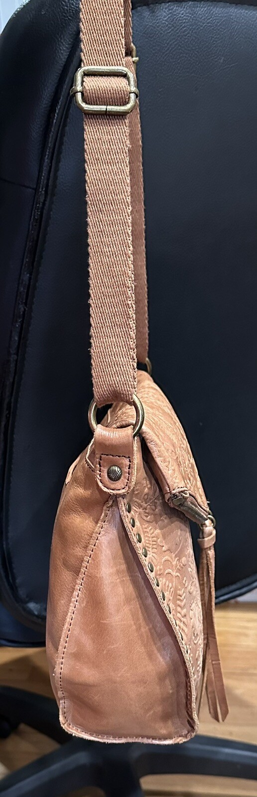 The Sak Silverlake Tobacco Leather Floral Embossed Crossbody Shoulder Bag NWOT 6 eBay