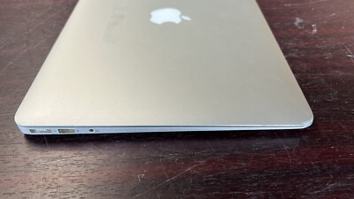 Apple MacBook Air A1466 EMC2632 i5 4GB No HD | eBay UK