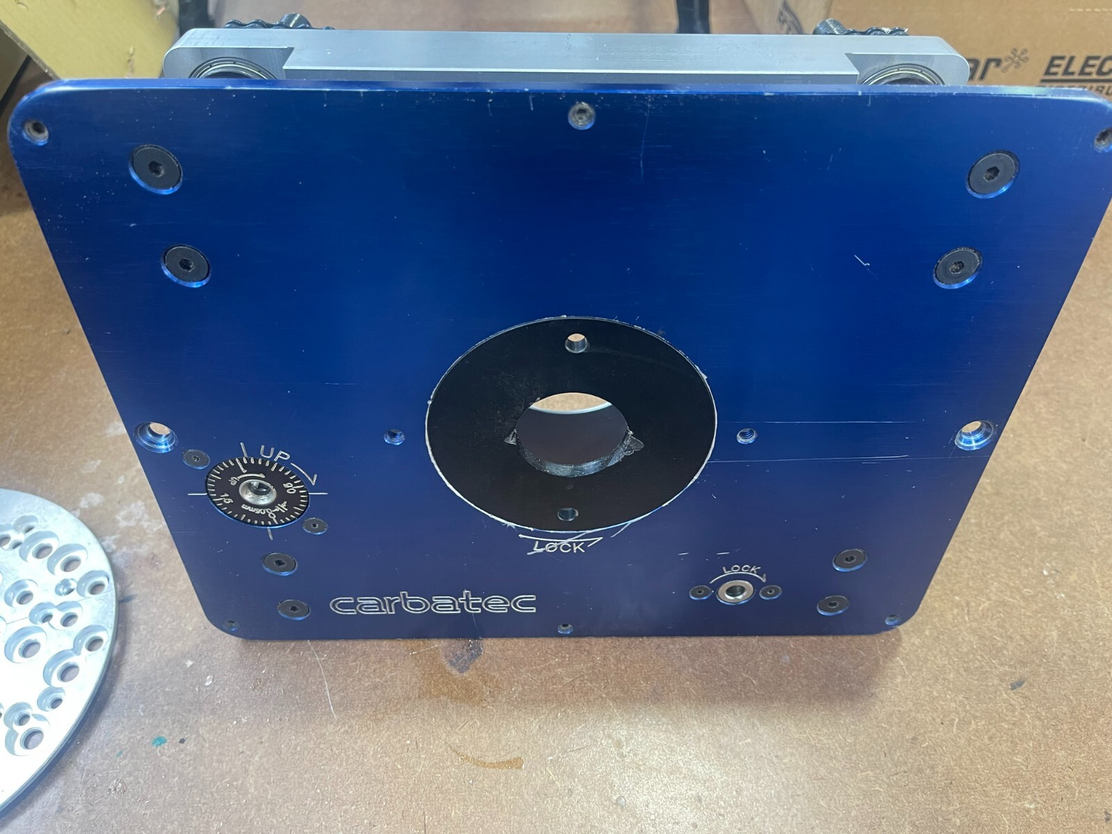 Carbatec Lift N Lock Router Lift only Adjustable insert Router NOT included eBay