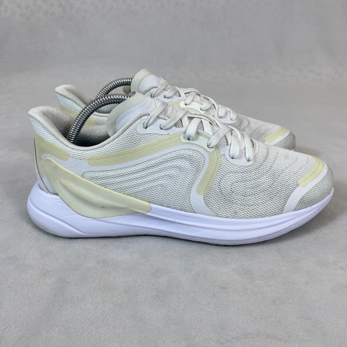 Lululemon Blissfeel Run Running Sneaker Ivory White Beige Women's Size 