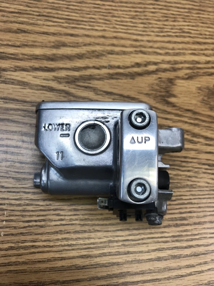 PIEZA CILINDRO MAESTRO FRENO DELANTERO HONDA SHADOW VLX VT600 2000-2004 #45510-MBA-951 Foto 3 de 4