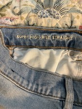 American Eagle Outfitters Women's Jeans Super Hi-Rise Straight Size 12 EUC Blue