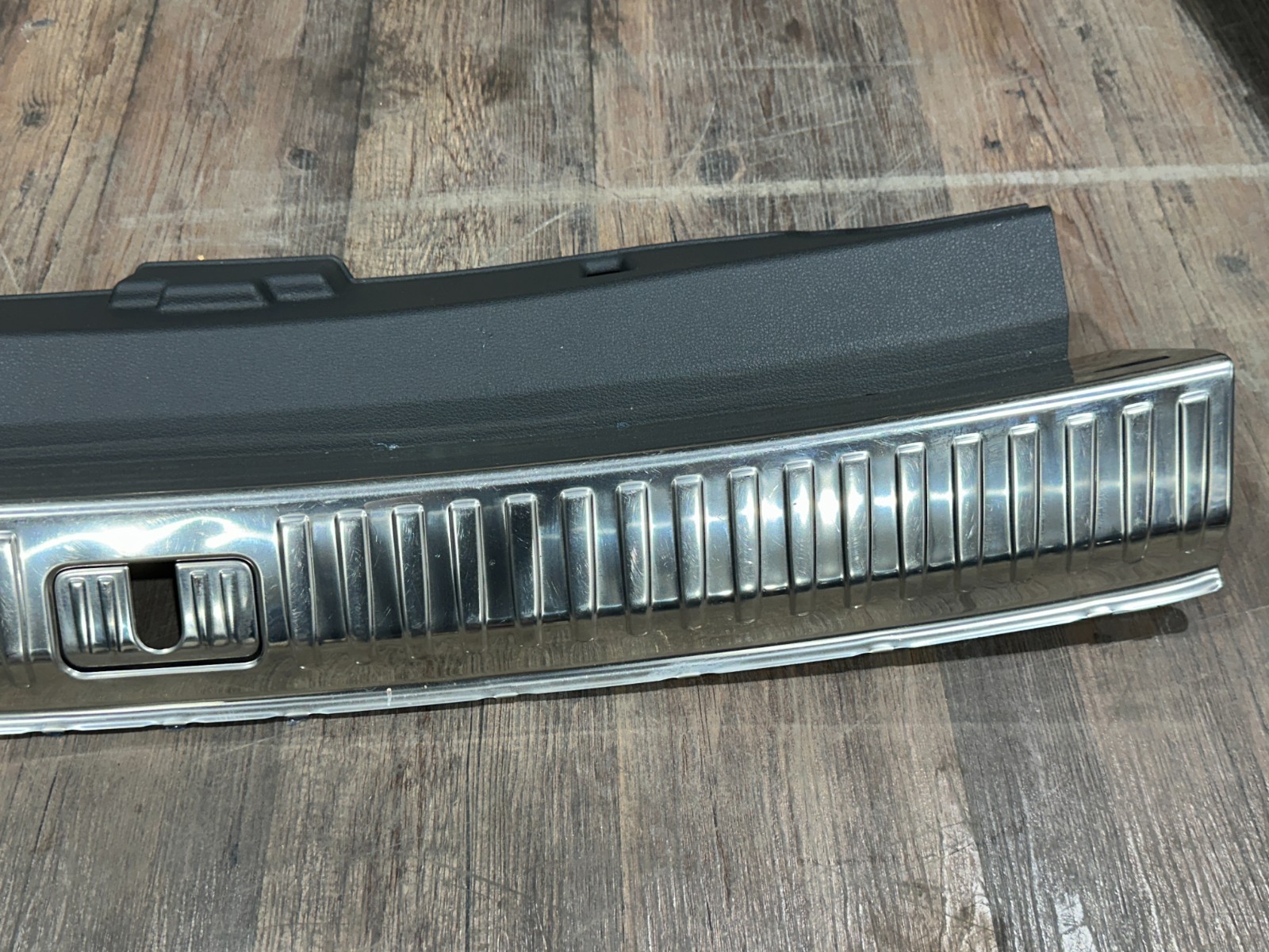 2018-2024 LAMBORGHINI URUS REAR TRUNK SILL SCUFF PLATE TRIM PANEL OEM 4M8864483