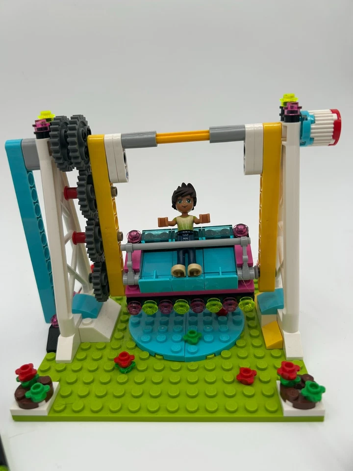 LEGO FRIENDS: автомобиль-бампер парка развлечений (41133) с руководством, без коробки - Изображение 4 из 4