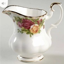 ROYAL ALBERT OLD COUNTRY ROSES CERAMIC PORCELAIN BONE CHINA JUG CREAMER