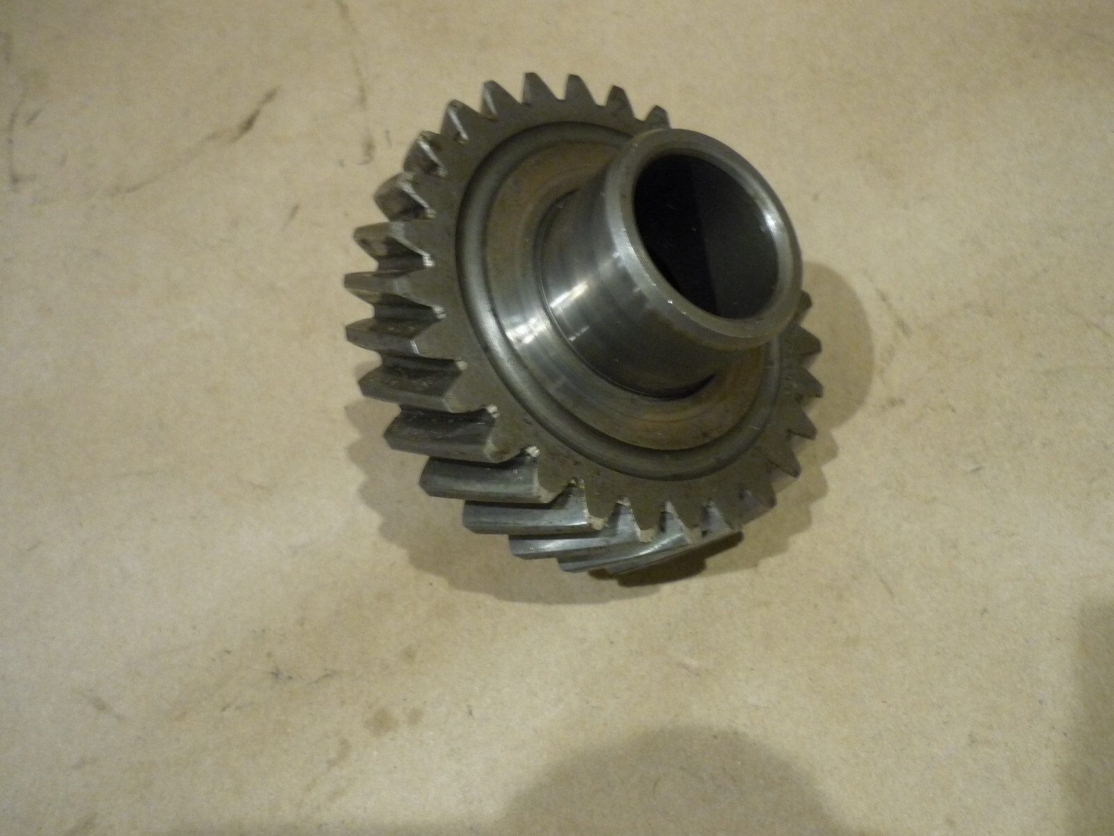 Ferrari 328, Mondial 3.2 - Gearbox  Intermediate Gear - P/N 126066