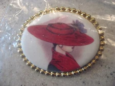 Red Hat Society Red Hat Cameo-like Lady w/Red Hat Lapel Pin Brooch Item J31484