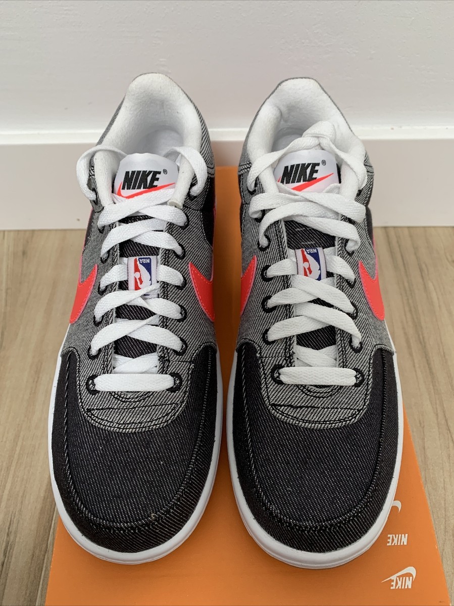 Nike Sky Force 3/4 Black Crimson NBA Mens Shoes Size 8  display picture 1
