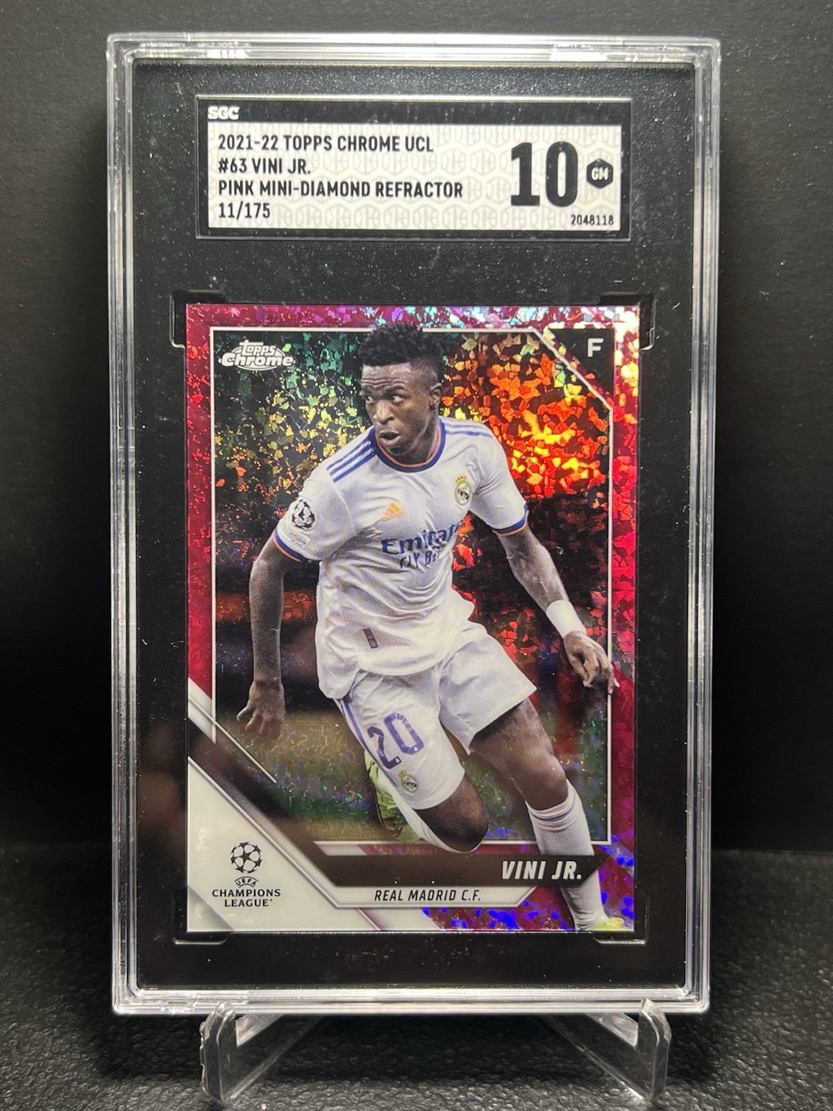 2021-22 Topps Chrome UCL - Vini Jr. - Pink Mini Diamond /175 - #63 - SGC 10