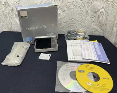Nikon COOLPIX S6 6.0MP Digital Camera - Cords - SD- Box And Paperwork-untested