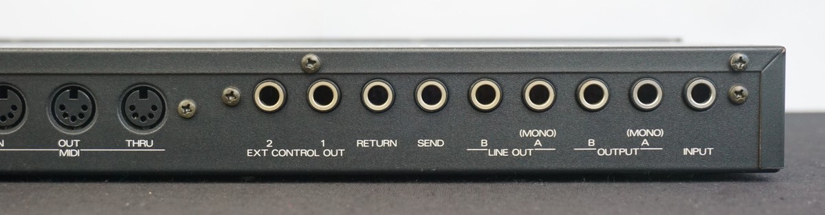 Roland GP-8 Digital Guitar Multi Effects Processor 1U Rack Mount