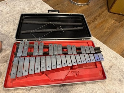 Vintage Kitching Ludwig Glockenspiel Late 1960s In Case W Mallet