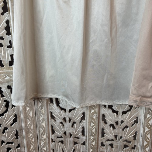 Vintage Warners Mini Halb Slip Rock Paket Nylon Made in USA-Creme Small Beige-Petit - Bild 2 von 14