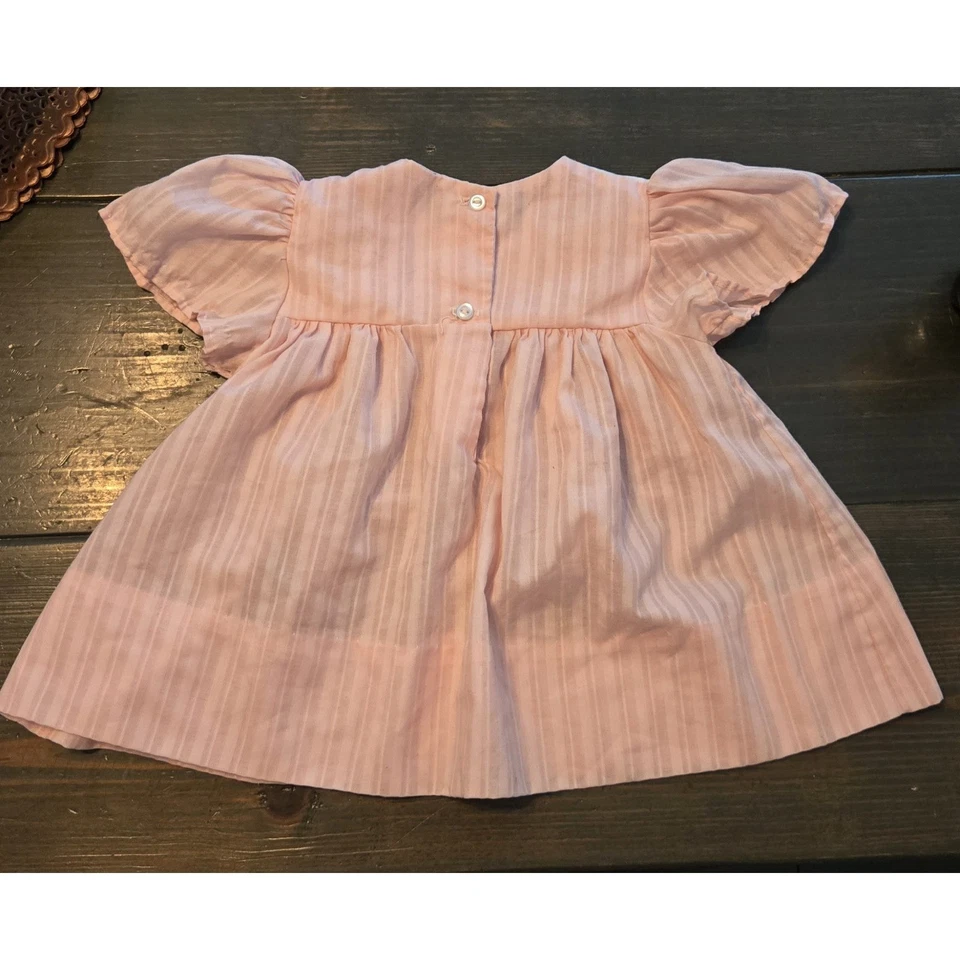 Vintage Alexis 6M Pink And White Floral Embroidered Dress Baby Girl 70s 80s 90s - Image 4 of 4