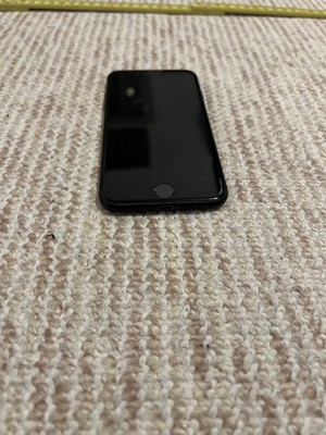 Apple iPhone 7 Smartphone Handy 32 GB schwarz ohne Simlock