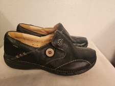 Clarks Unstructured Womens sz 7 M Black Leather Slip On Casual Loafers 20