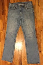 Old Navy Famous Jeans Men’s 32x34 Boot Cut Blue Denim Light Wash