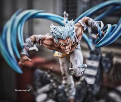 CrossRoad Studio One Punch-Man Garou Resin Model Statue