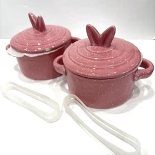 Wild Blossom Ceramic Baking Dish Set Of 2 Pink Speckle Ears Top