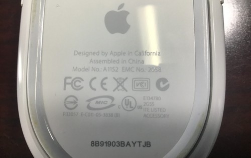 Apple A1048 Tastiera USB cablata e mouse USB cablato Apple A1152 combo - Bianco - Foto 10 di 10