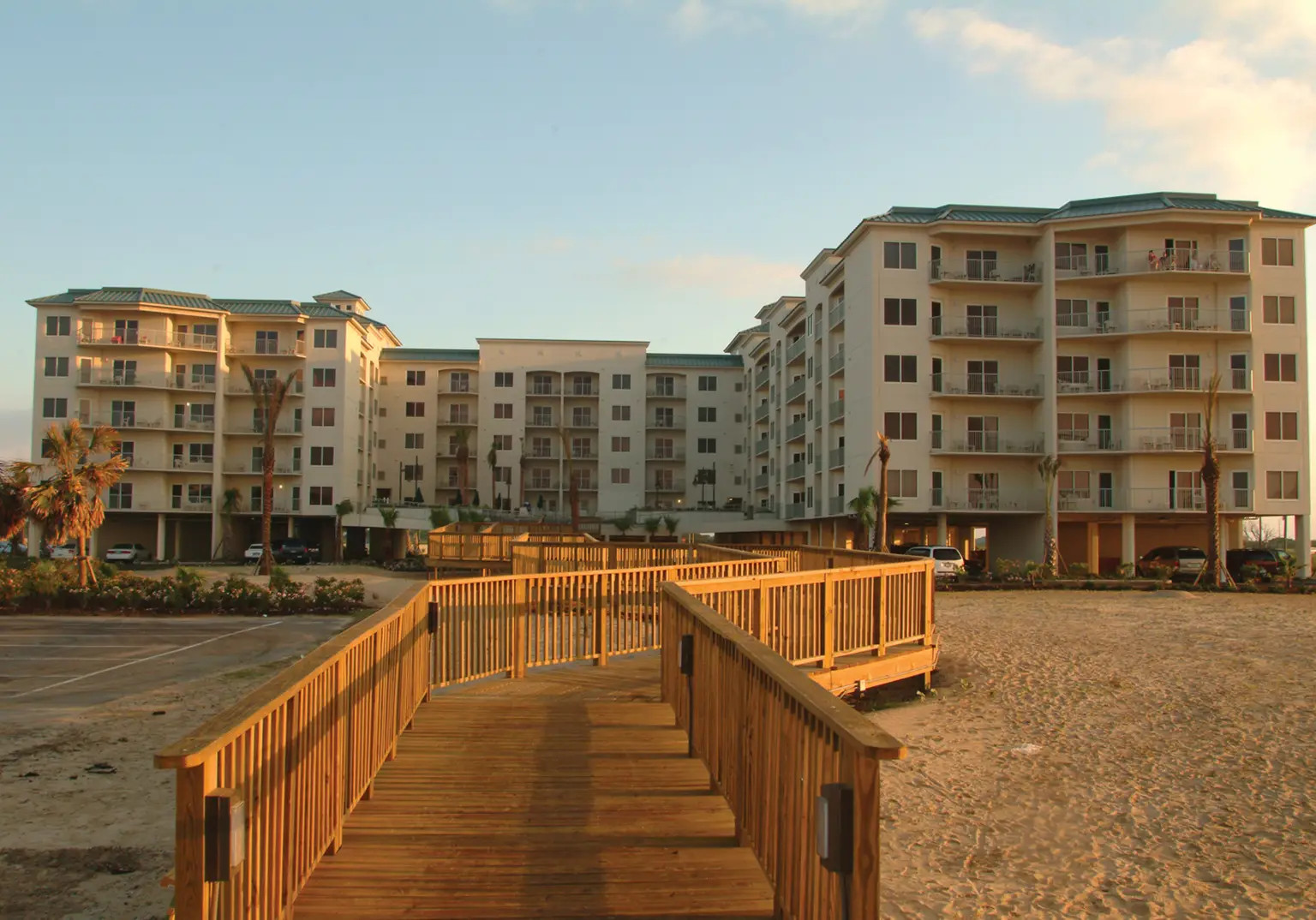 HI Galveston Beach Resort Texas Vacation Rental 1/2 BDRM  2026-2027