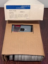 NOS - Johnson Controls A70HA-1 Temperature Control w/ Capillary Coil - New