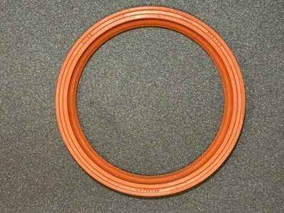 REAR MAIN SEAL Ford 3.0 OHV - 4.252'' X 3.465'' X .43'' (New repackaged seal)