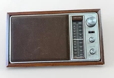 Vintage Realistic MTA-12 693 Tabletop AM/FM Radio Wood Veneer - Tested & Works
