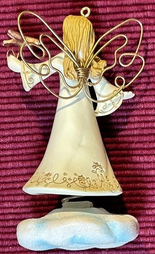 Russ Berrie Spirit of the Angels Bobble Figurine With Bird #22051 5in Vintage - Picture 4 of 10