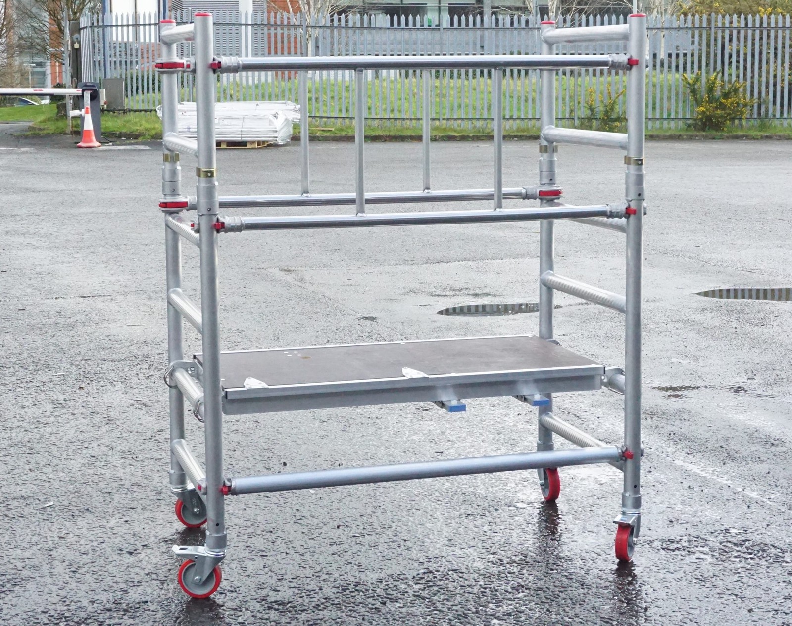 Lyte Mate Mobile Work Platform – Lightweight & Portable Access Solution