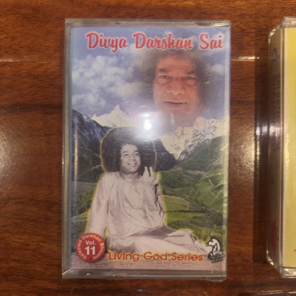 BRAND NEW Sri Sathya Sai Bhajans Cassettes 8 India Living God FREE SHIPPING - Image 3 of 4